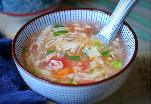 换个方法做西红柿蛋汤，酸香美味比原来的做法好吃一百倍